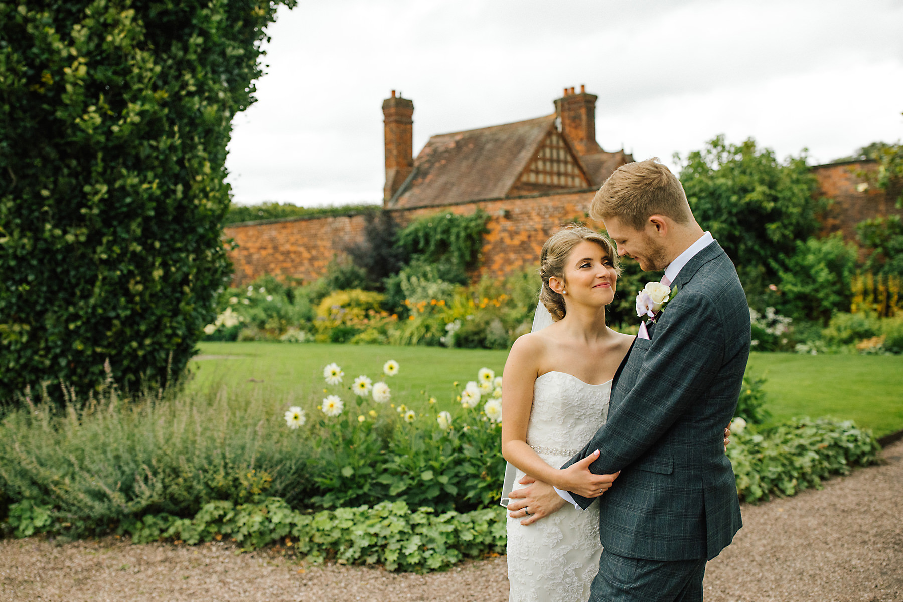 arley hall gardens wedding photography