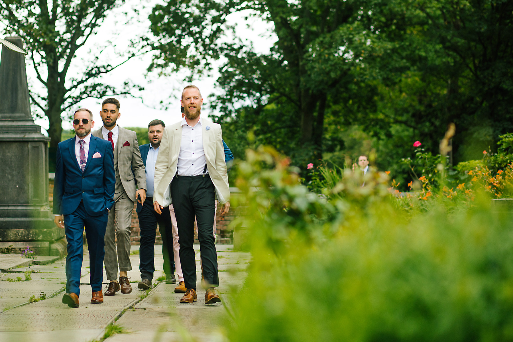 guests arriving at church