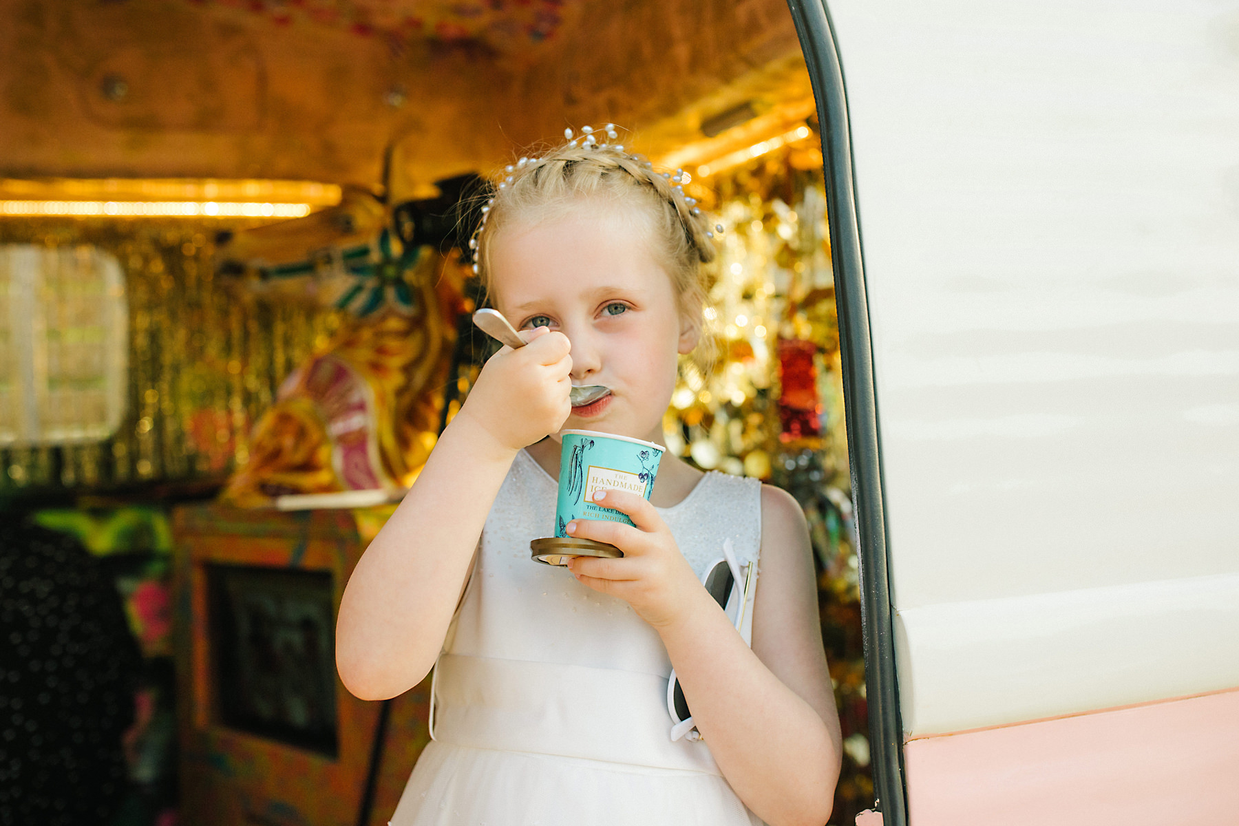 vintage wedding ice-cream van