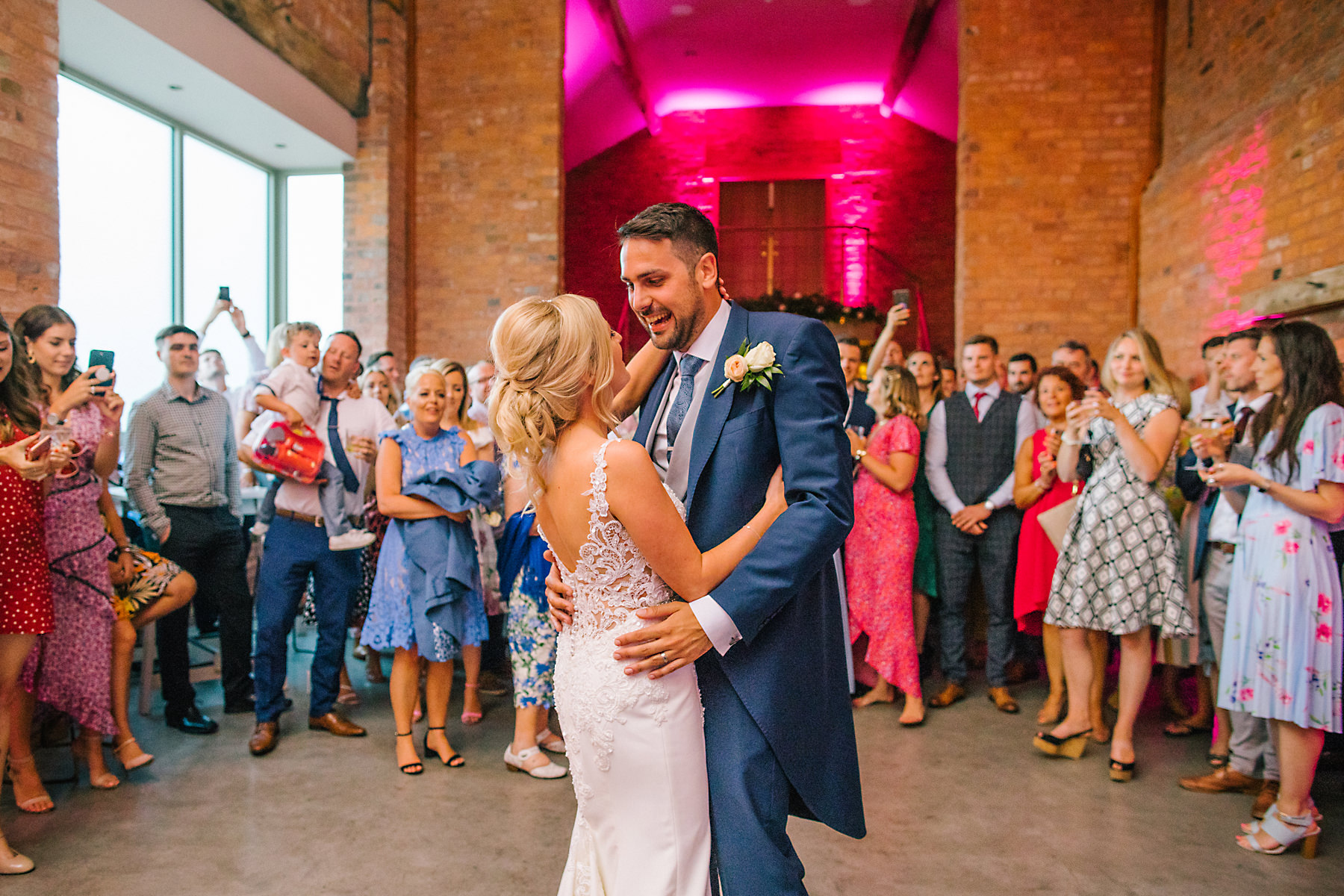 holford estate first dance photos