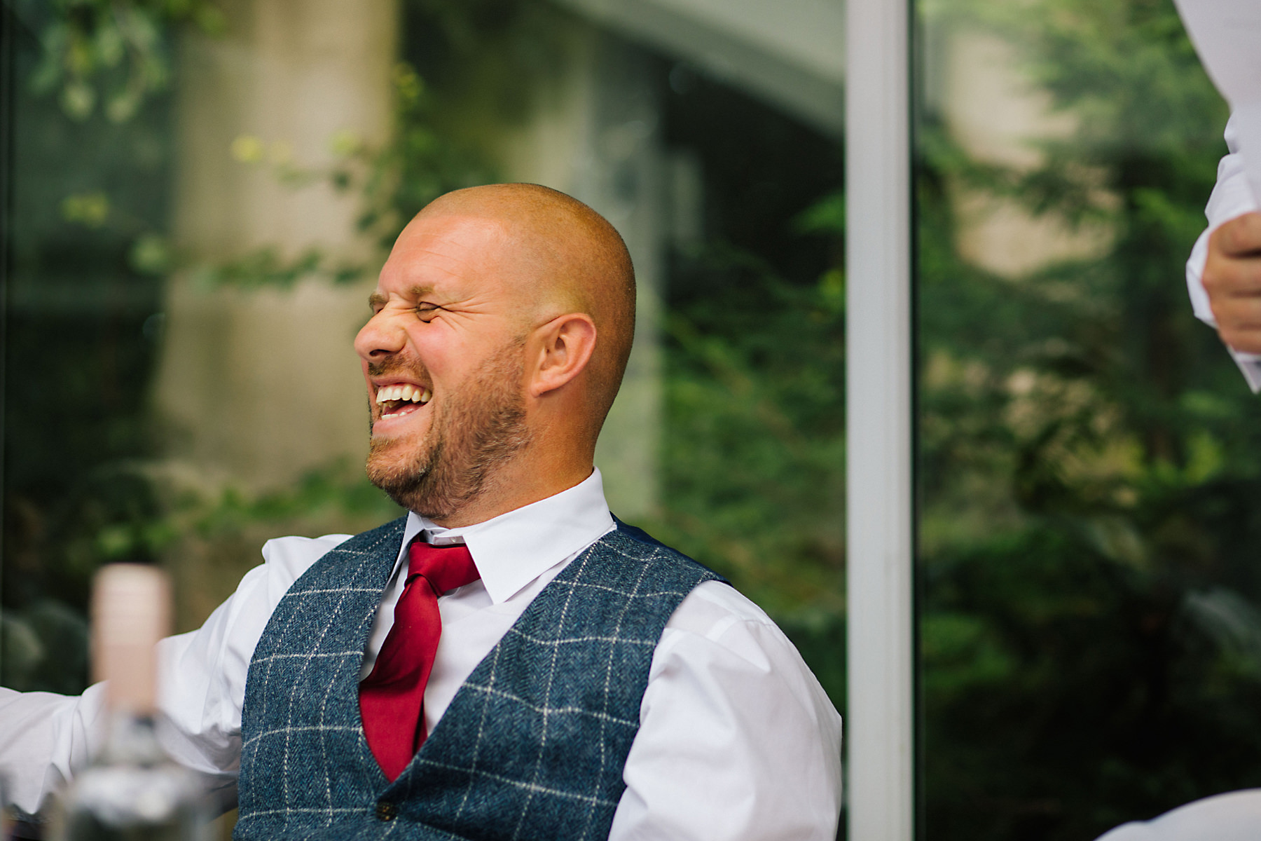best man laughing