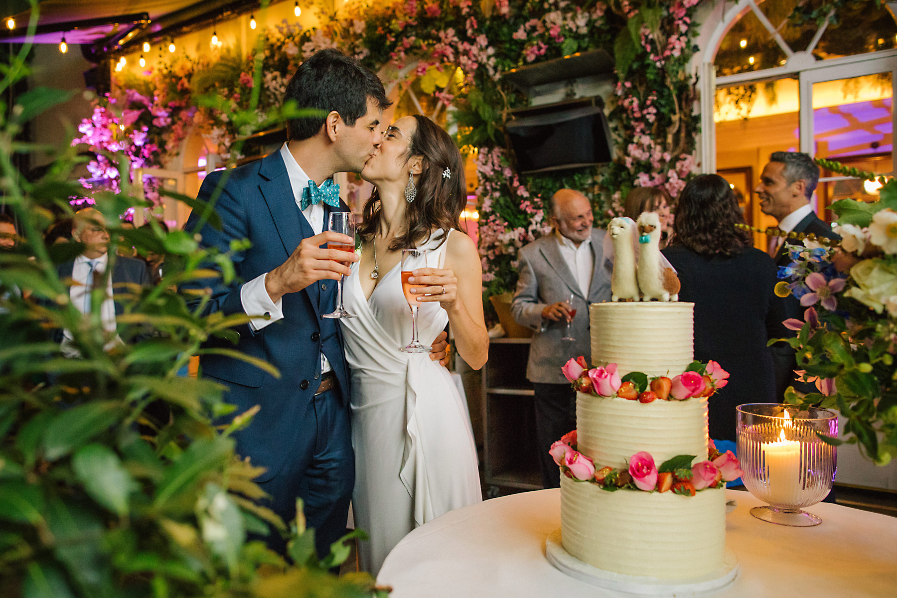 naked wedding cake