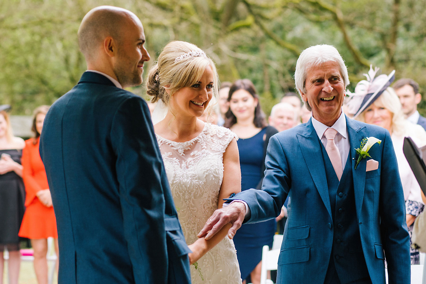 moddershall oaks outdoor wedding photography