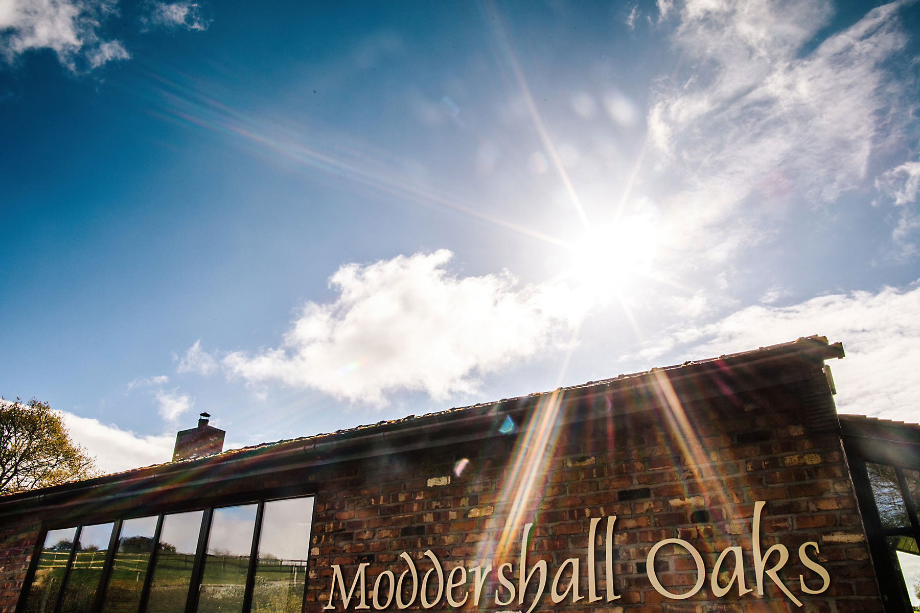 moddershall oaks wedding 