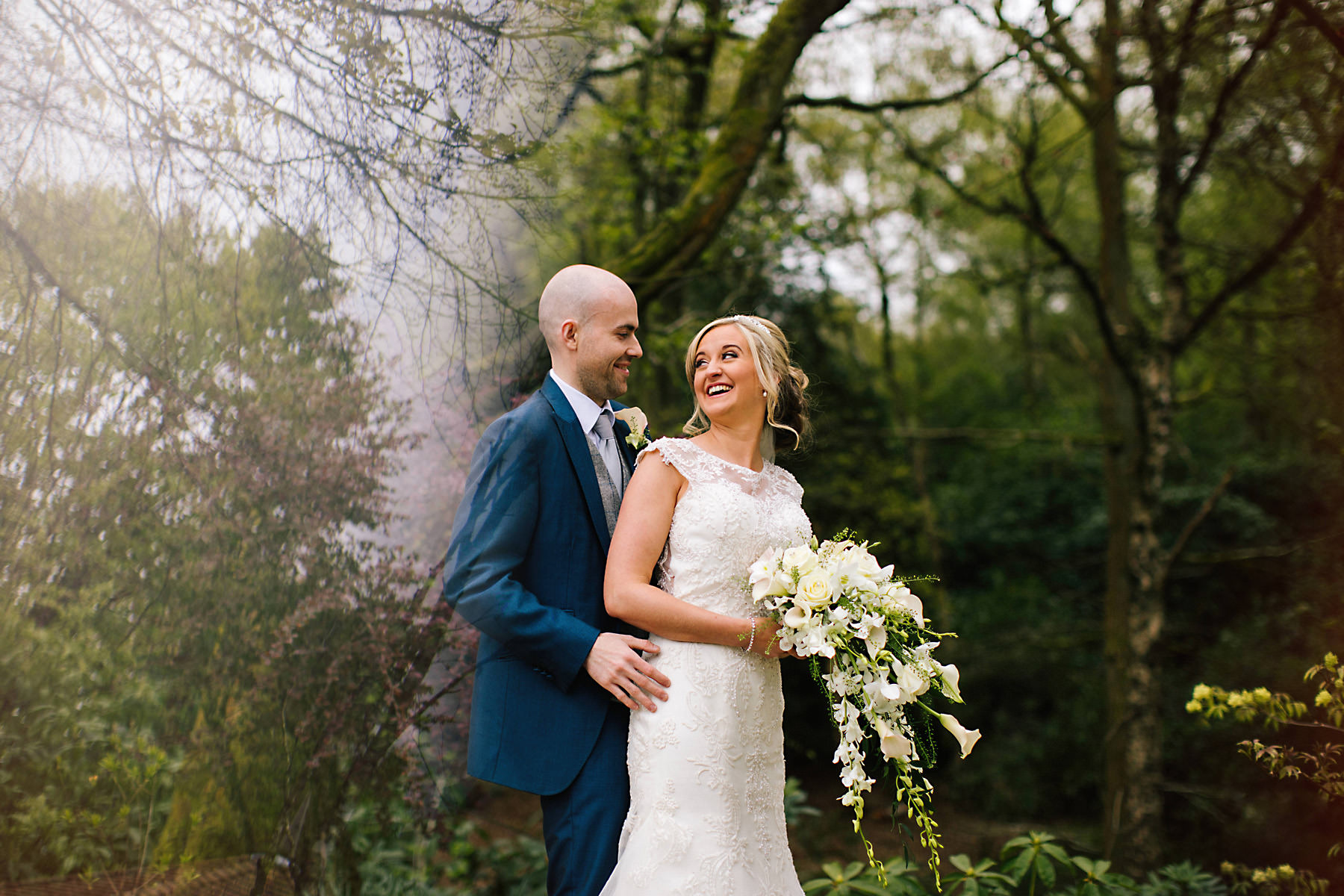 moddershall oaks bride and groom photos